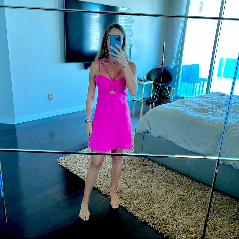 Bright little dress Mango